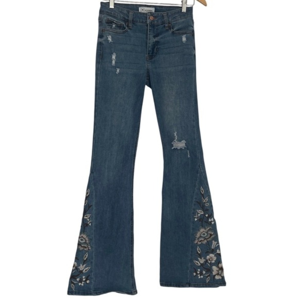 Celebrity Pink RE Generation Mid Rise‎ Flare Jeans Floral Embroidered 26x30 Boho